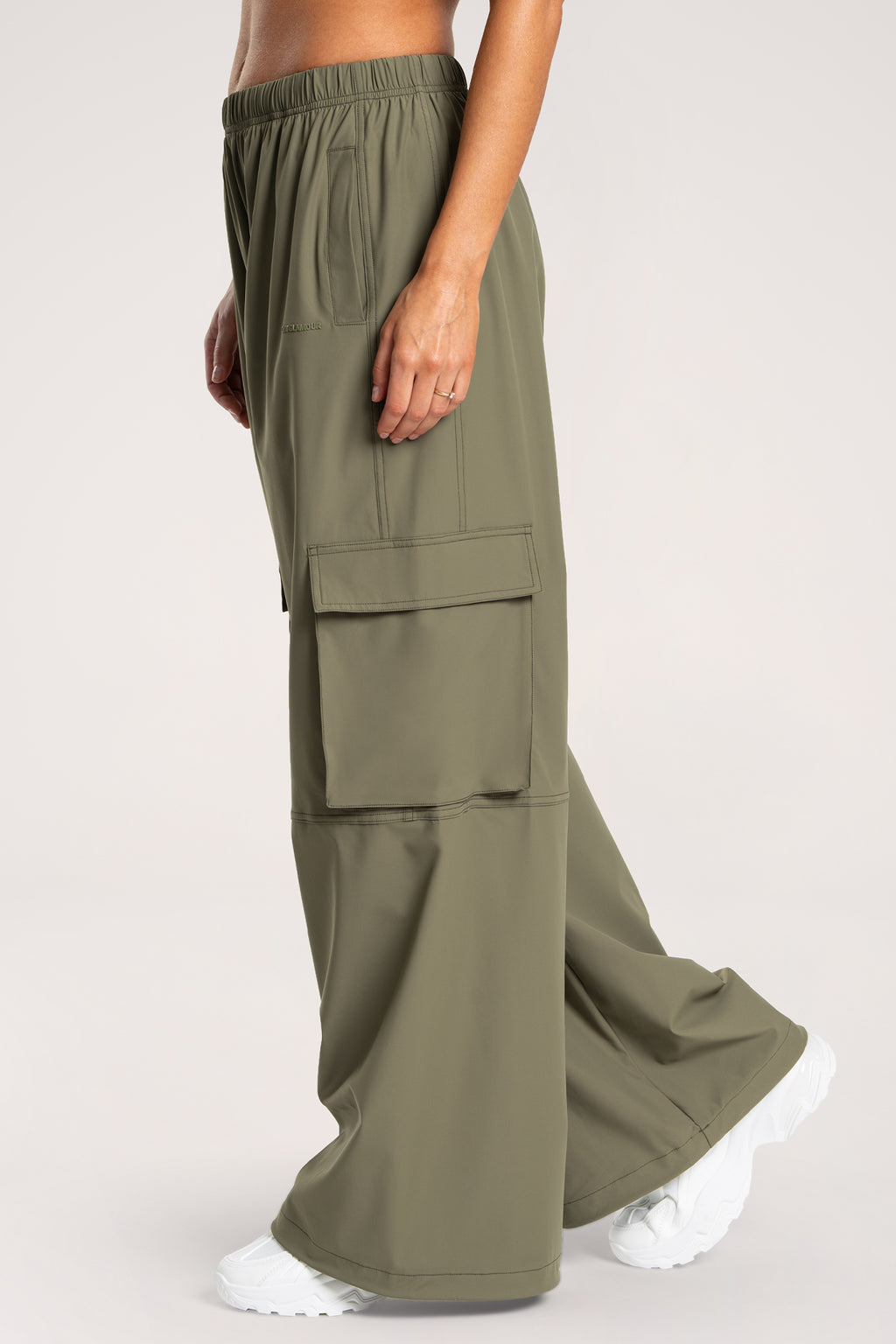 Kalhoty cargo UN1FORM khaki