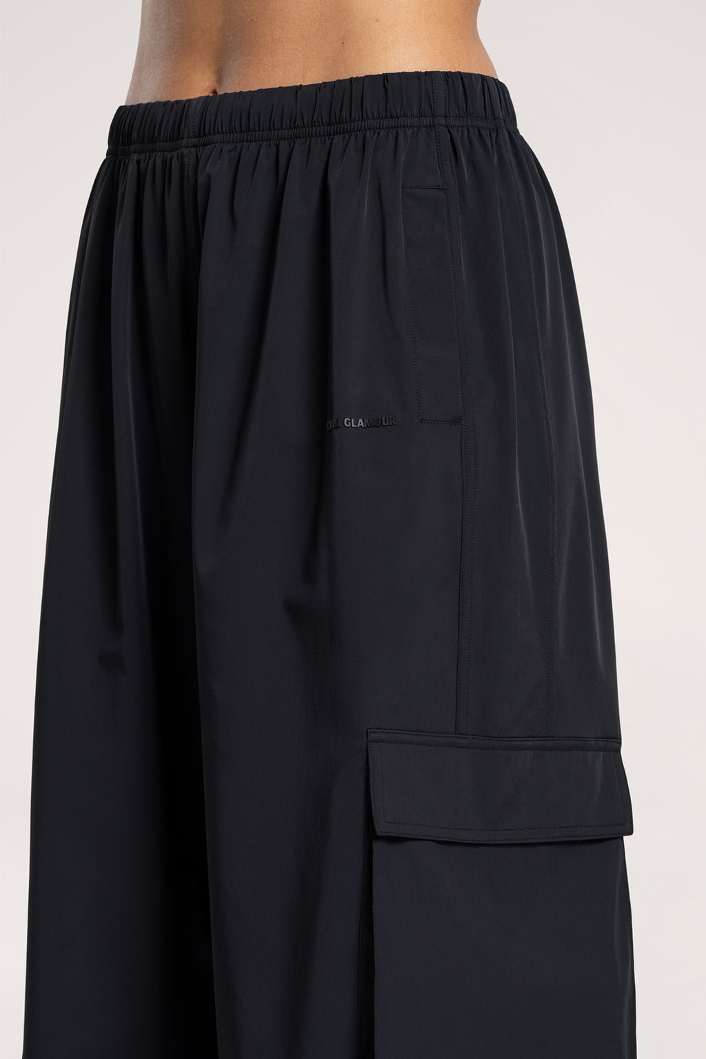 Kalhoty cargo UN1FORM black