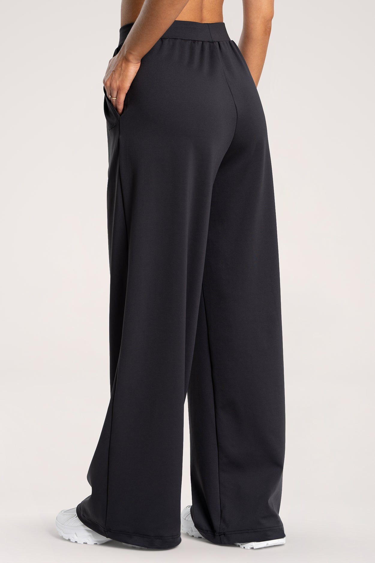 Kalhoty wide UN1FORM black