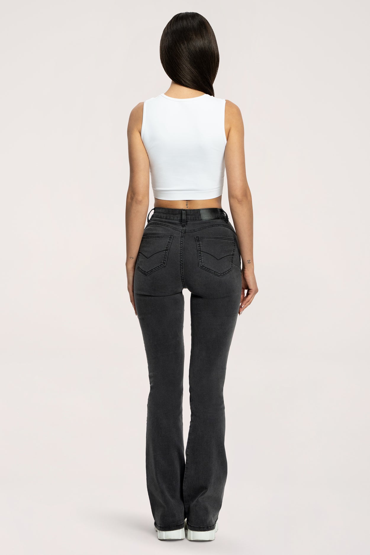 Džíny zvony long perfect slim black