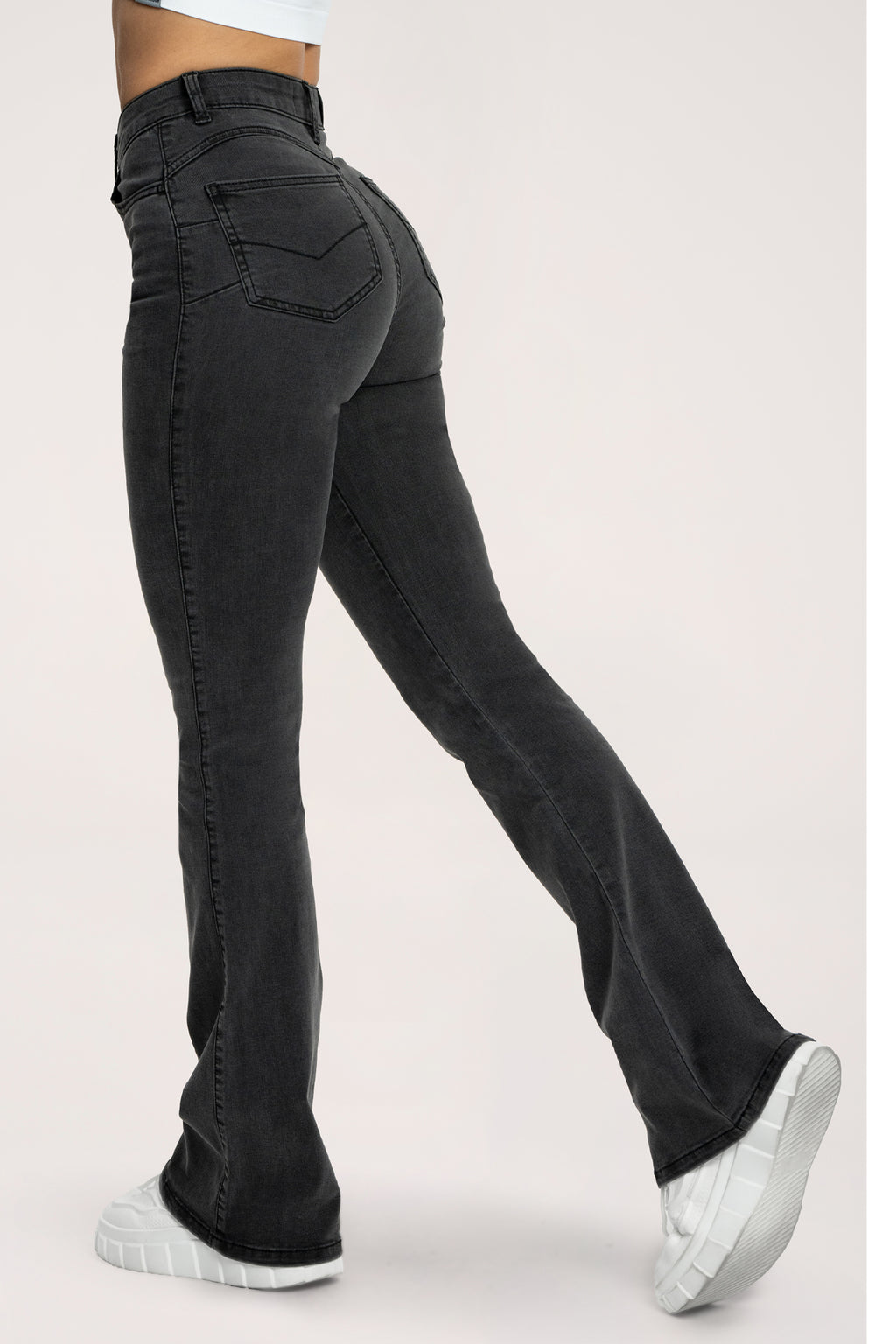 Džíny zvony long perfect slim black