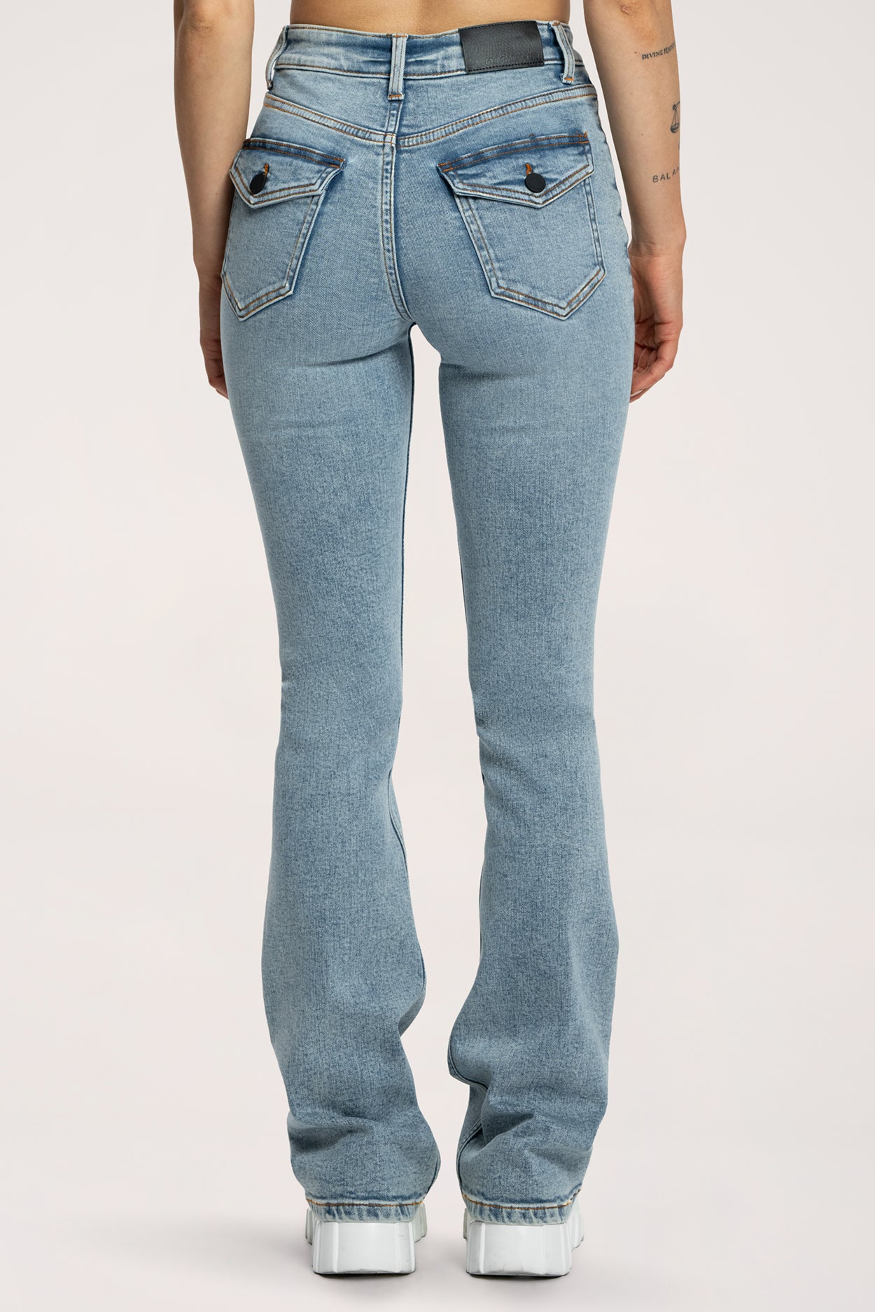 Džíny zvony push up light blue