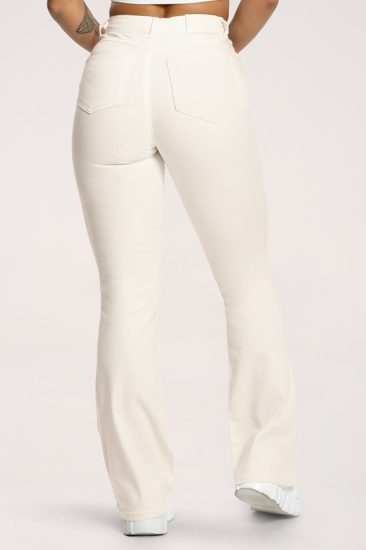 Džíny zvony perfect slim off white