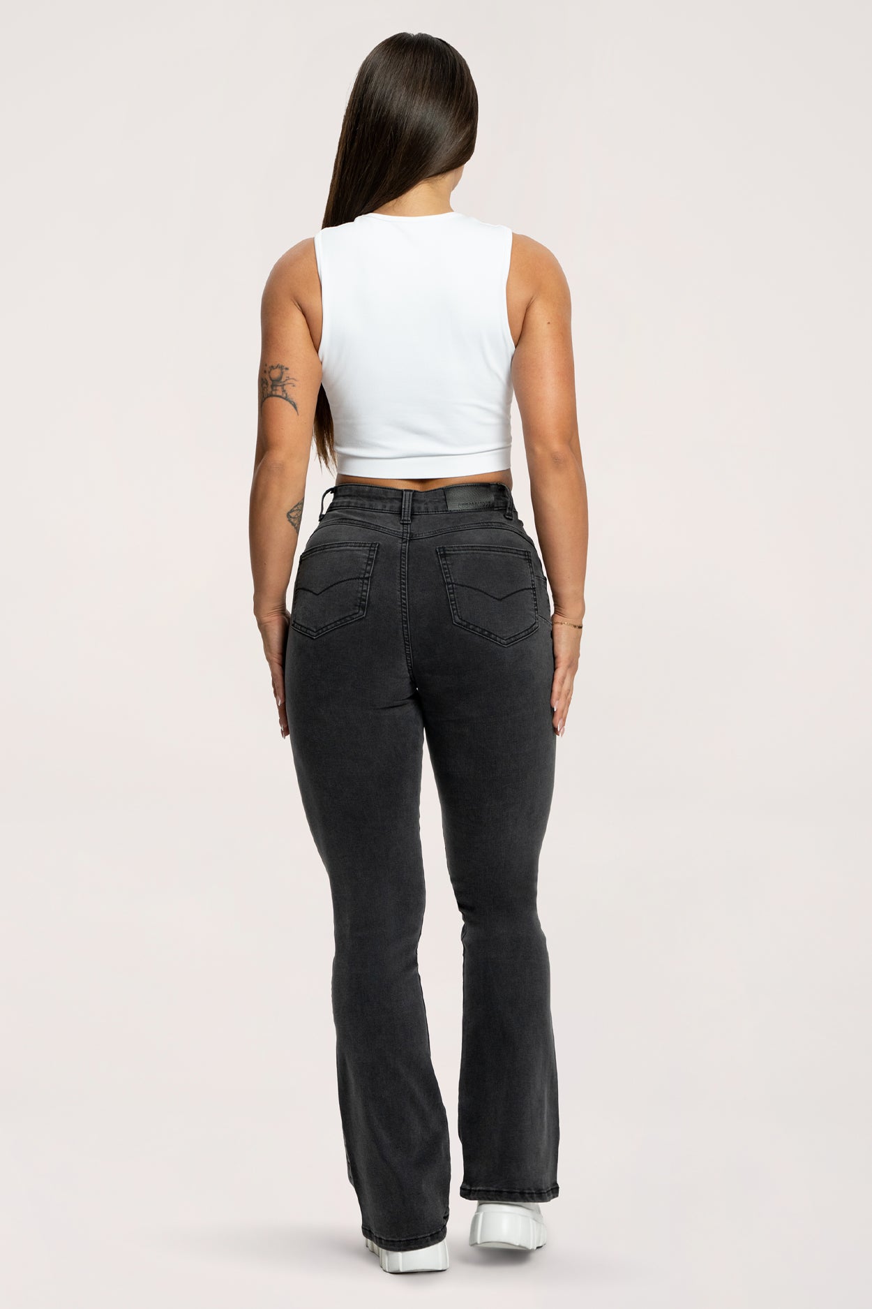 Džíny zvony perfect slim black