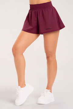 Šortky Court burgundy