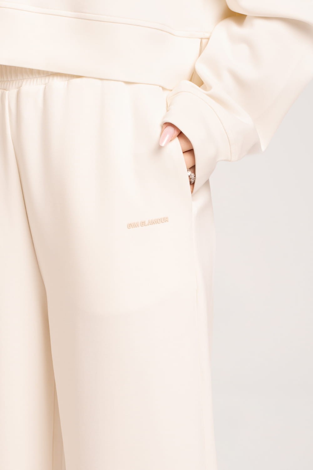 Spodnie dresowe Smooth cream