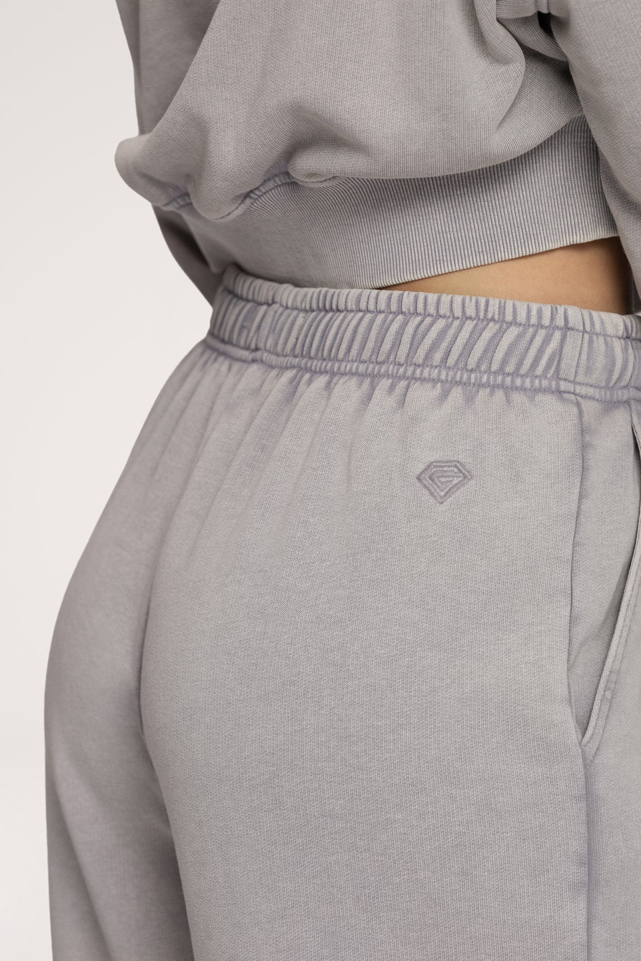 Tepláky se stahovací gumou Easy light grey