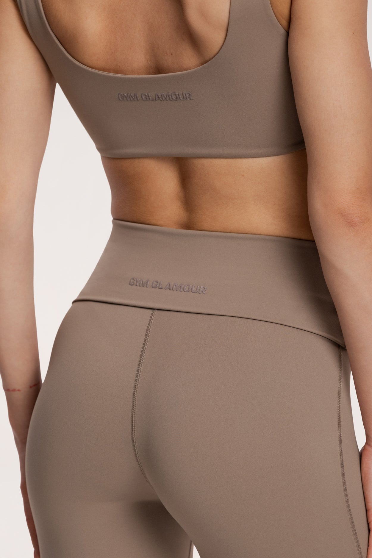 Zvony pilates era warm beige