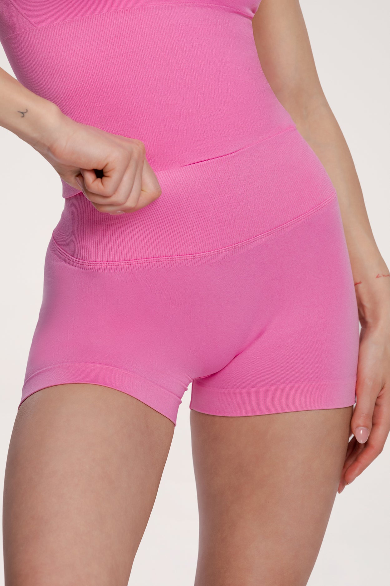 Šortky second skin wild pink