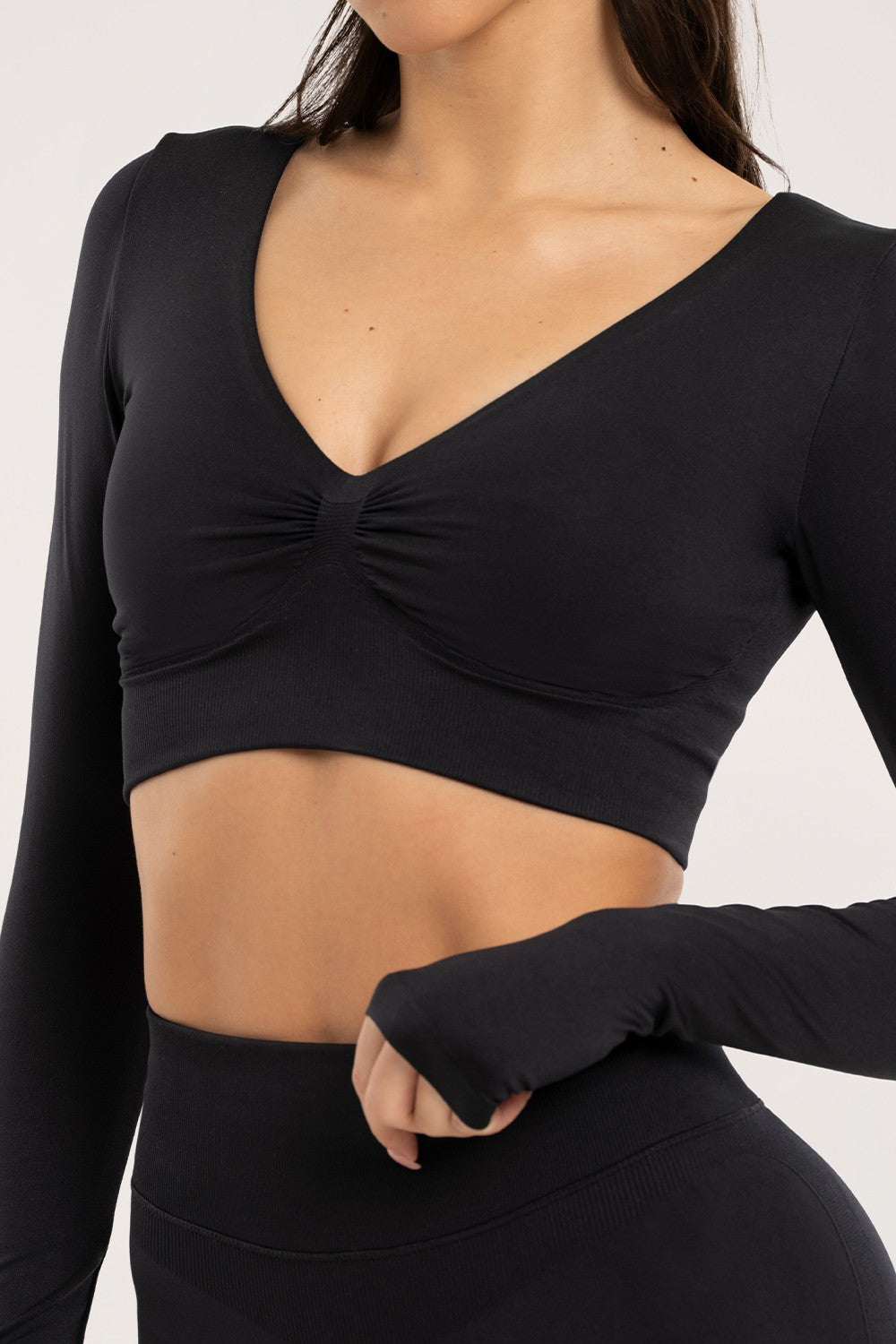 Longsleeve z odkrytymi plecami czarny