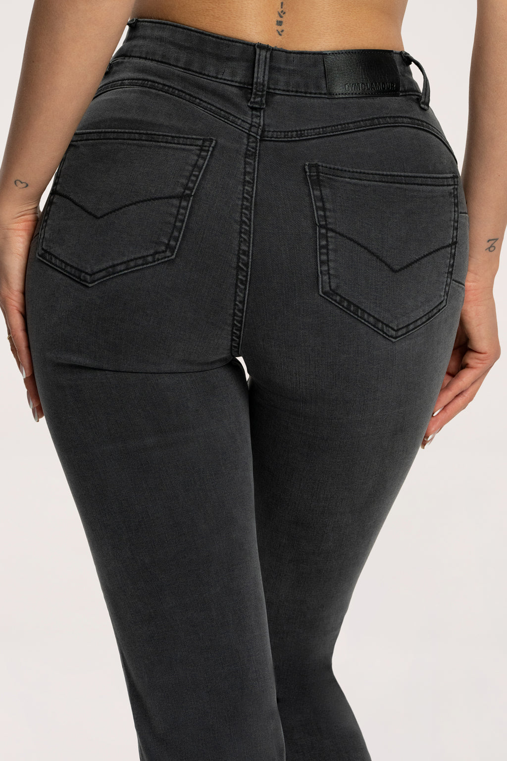 Jeansy long dzwony perfect slim black