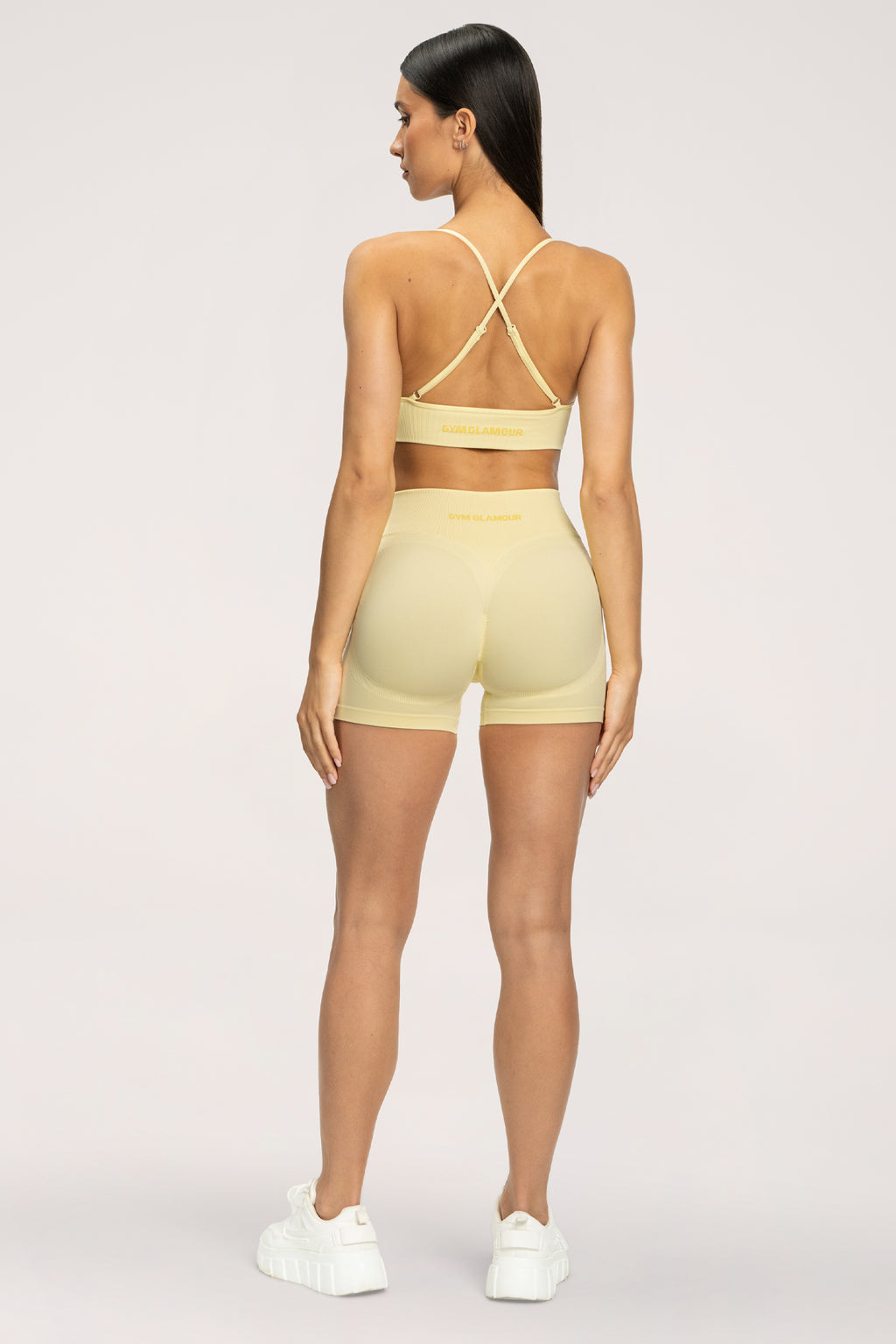 Šortky lift butter yellow