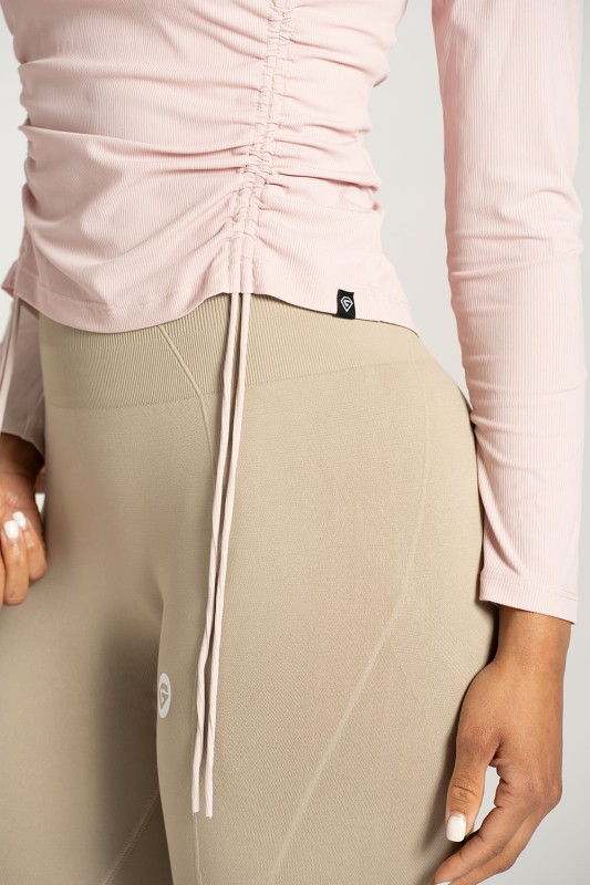 GYMGLAMOUR__RETUSZ_24_3_3__0018_GG 16 maj2656.jpg